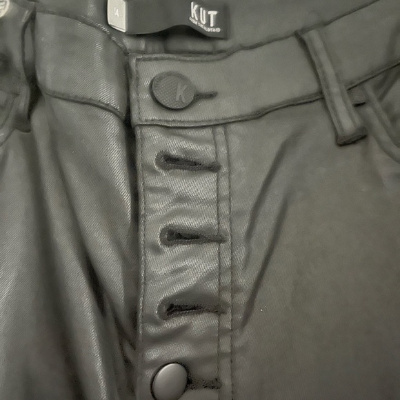 Kut from the Kloth Mia style jeans size 14 black coated button fly never worn - Picture 4 of 5